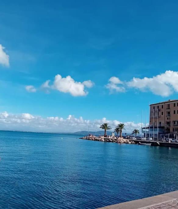 Sweet Liana Un Tuffo Nel Cuore Del Paese Porto Santo Stefano  Eksteriør billede