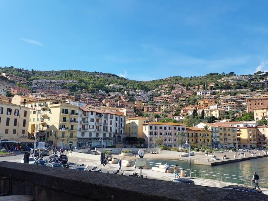 Sweet Liana Un Tuffo Nel Cuore Del Paese Porto Santo Stefano  Eksteriør billede